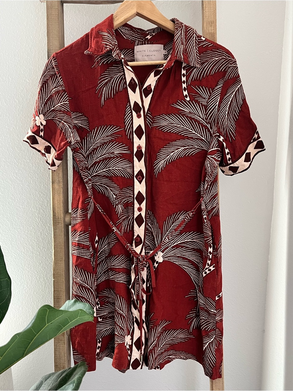 White Closet Rust Palm-Print Mini Shirt Dress